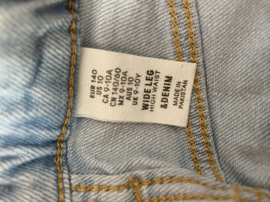 Pantaloni H&M marimea 140