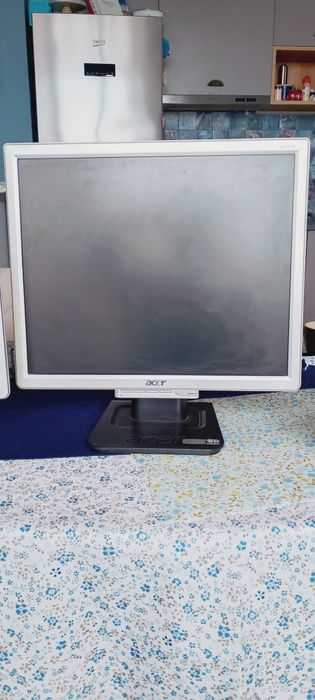 Монитори Acer 17 инча