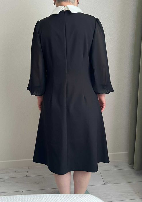 Продам платье (48 размер)