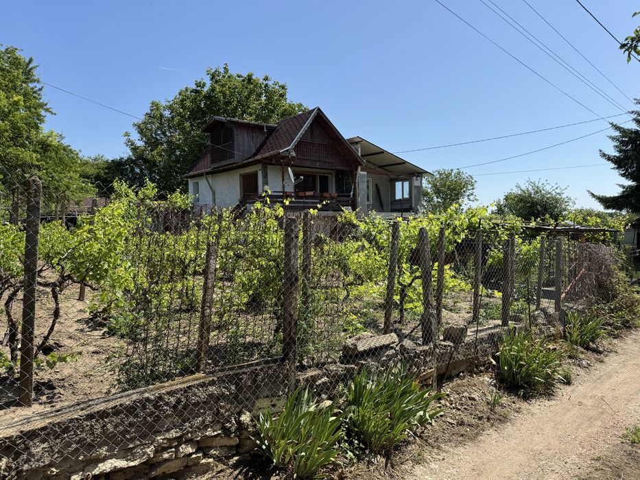 Продава се Къща в Добрич, в.з. Лозята - 118 кв.м за 822 €/кв.м - Снимка #2