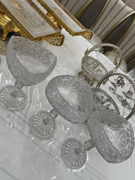 Столовая посуда для гостей