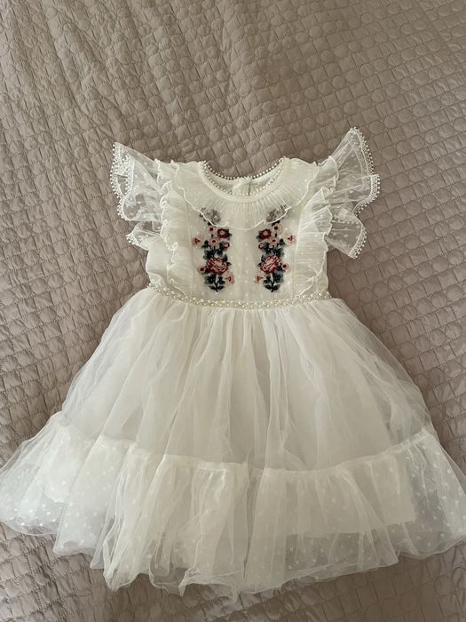 Платье на девочку