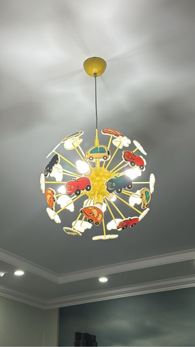 Продам ковер люстра в подарок