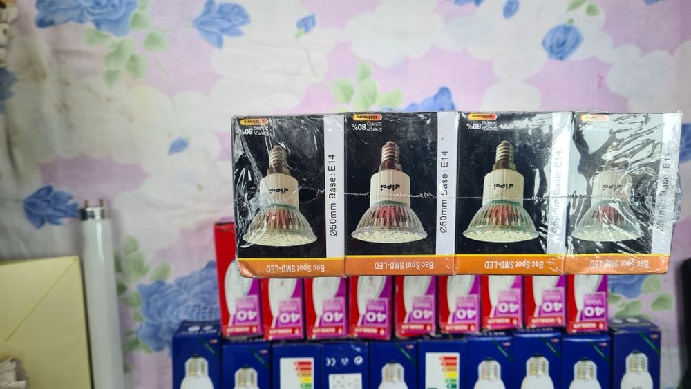 Becuri  led și spot