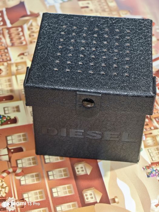 Часовник DIESEL Mr. Daddy BIG RED 2.0