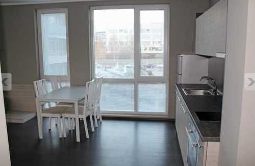 Дава се под наем Двустаен апартамент в София, Зона Б-18 - 80 кв.м за 700 € - Снимка #2