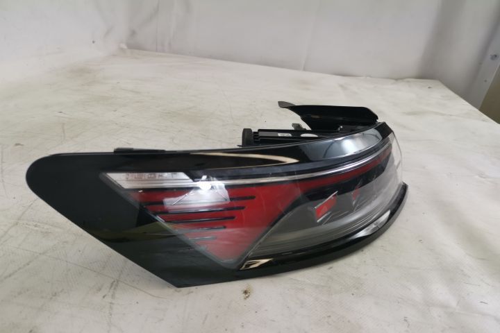 Stop Aripa Stanga Led Original In Stare Buna  Volkswagen VW  Arteon Co