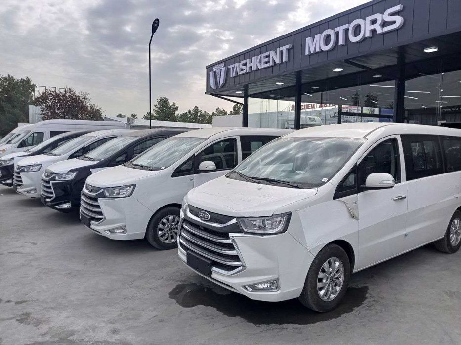 Jac refine 4 вд. Жак м8. Jac минивэн 2021. Jac минивэн gm8. Микроавтобус jac refine m4.