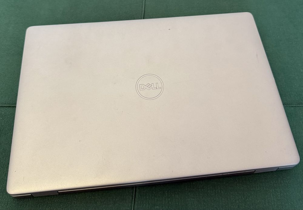 Ноутбук Dell с TouchScreen, i5 10th gen