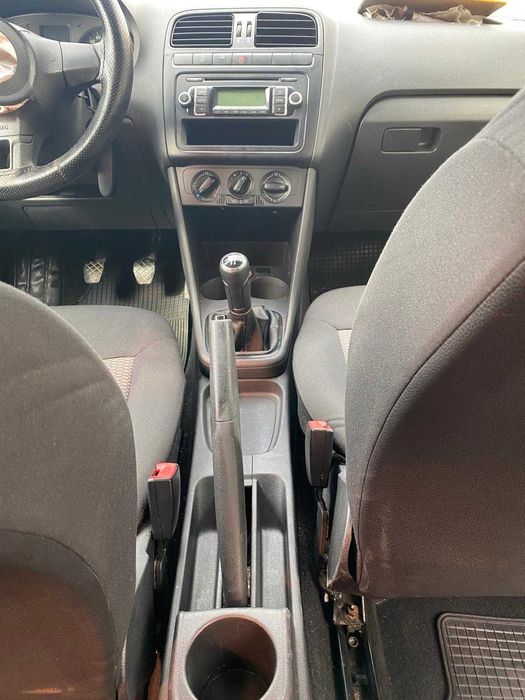 dezmembrez vw polo 6R cod motor cayc /hayon polo 6r/usa fata polo 6r