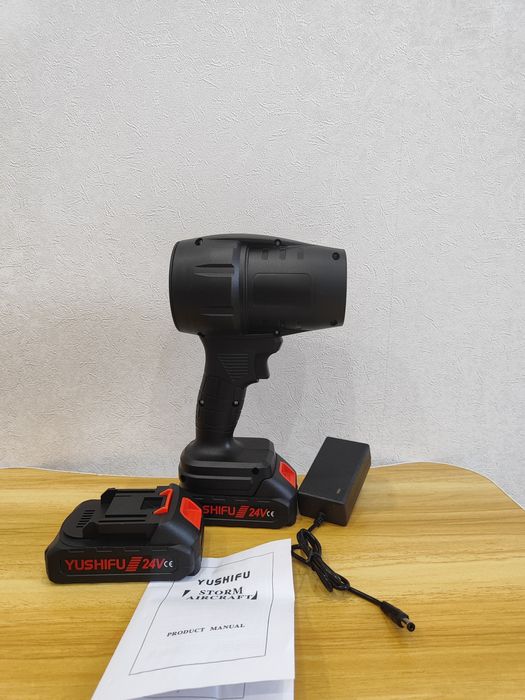 Воздуходувка, два аккумулятора