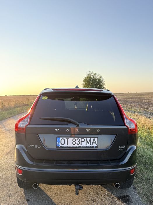 Vând Volvo xc60