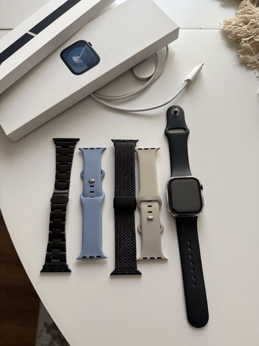 Apple Watch Series 9 41mm Midnight GPS GARANȚIE ÎNCĂ 2 ani !