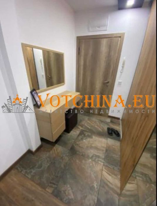 Продава се Тристаен апартамент в Варна, м-т Пчелина - 105 кв.м за 1766 €/кв.м - Снимка #2