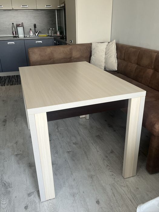 Комплект кухненски диван, маса и 4 стола