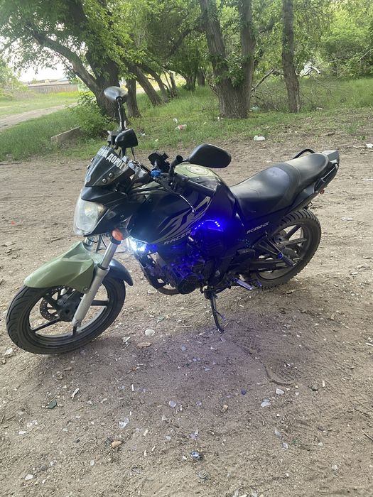 Продам мотцоикл 250 кубов