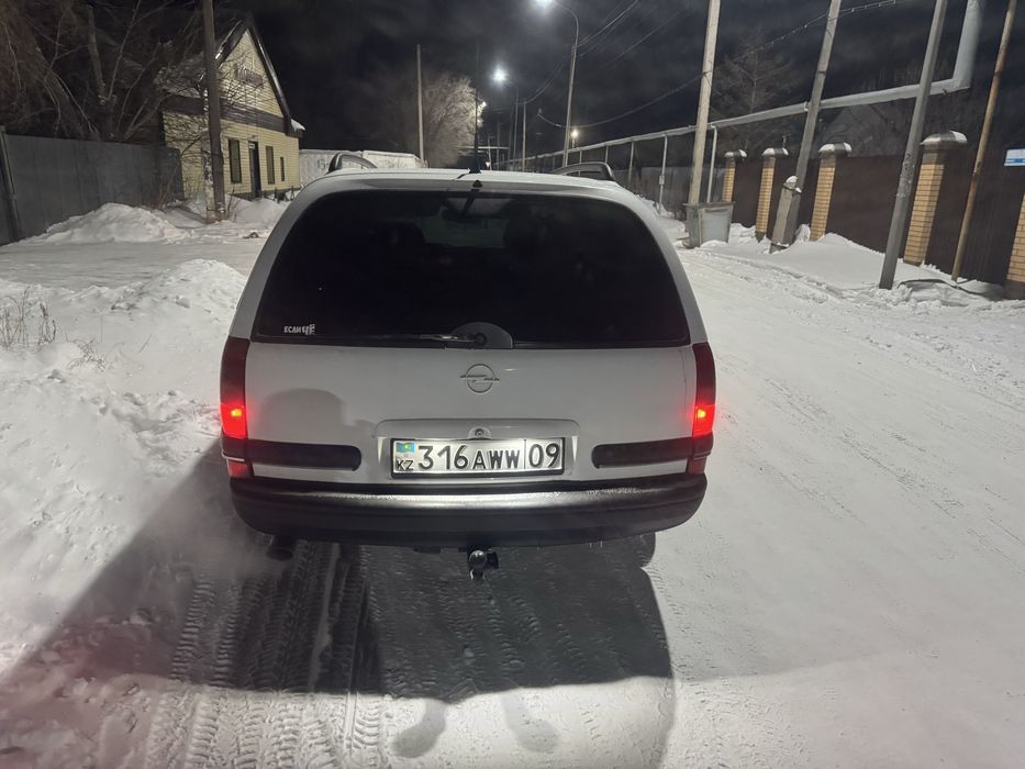 Продам Опель омега универсал