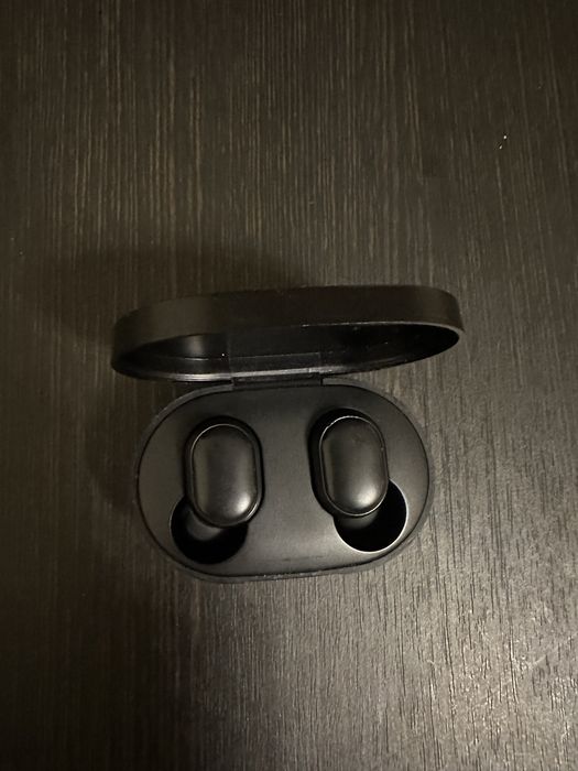 Продам наушники Xiaomi Redmi