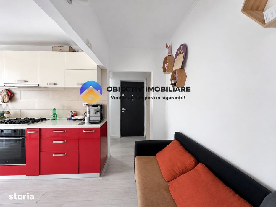 Apartament 2 camere + mansarda , zona Precista .