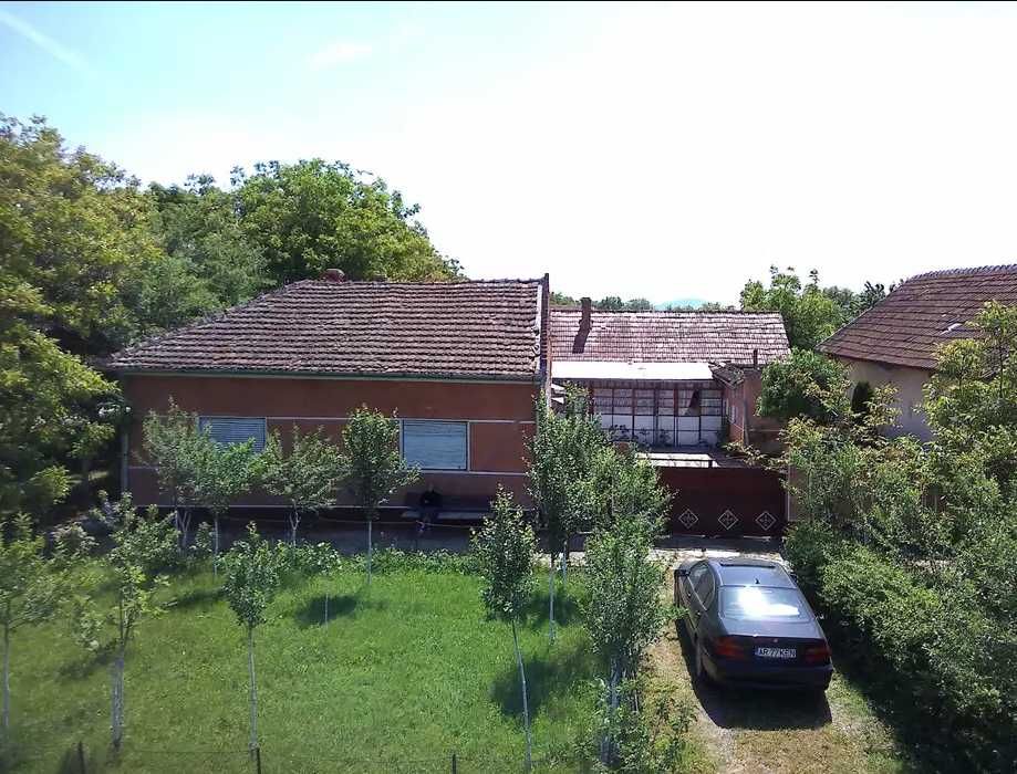 De vânzare casă în Gurba - Teren 1430mp