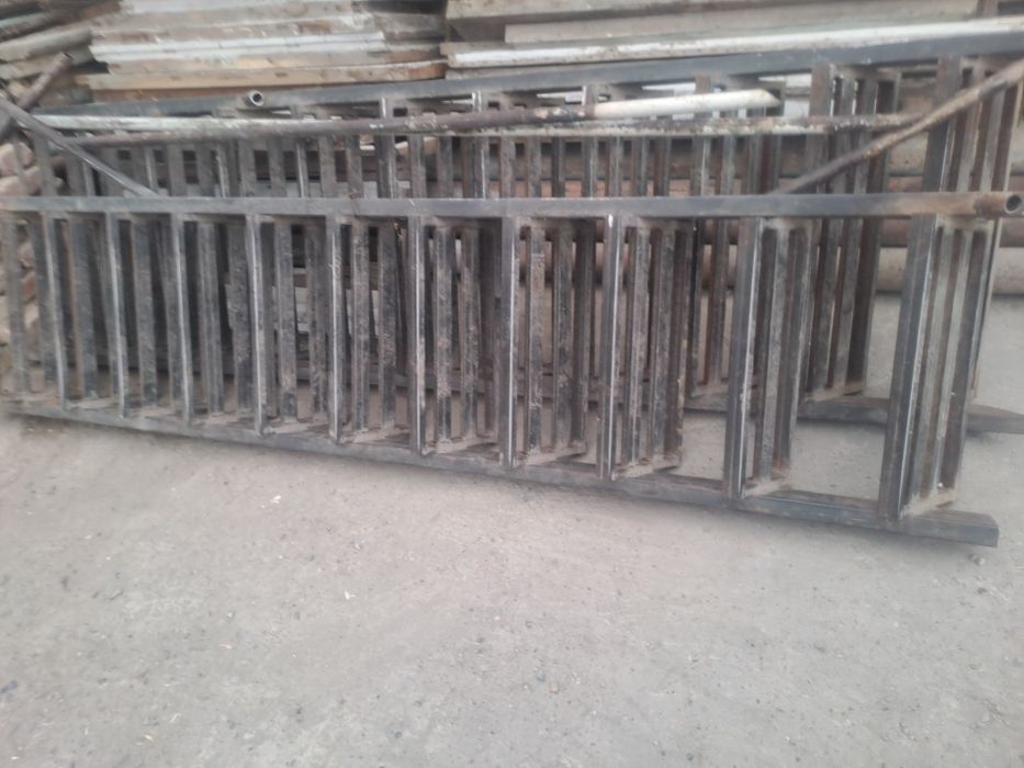 Лестница  сотилади.