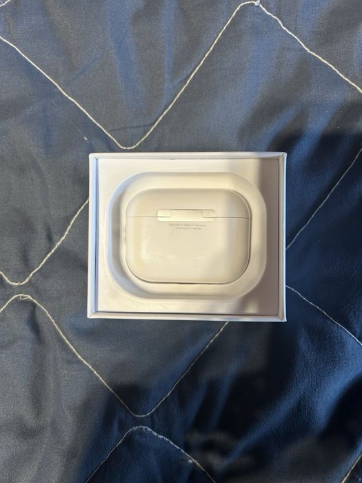 ОРИГИНАЛНИ! Apple AirPods Pro 3nd Generation