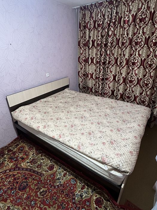 Двухспальная кровать