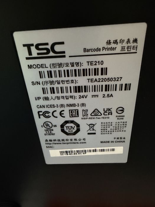 Vand imprimanta profesionala pentru etichete si coduri de bare TSC TE210