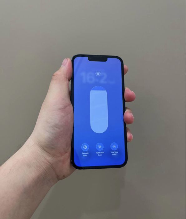 Продам Айфон 13 128gb 75%