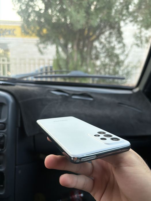 Samsung A52 128гб белый