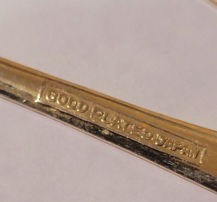 Позлатени и посребрени сувенирни лъжички