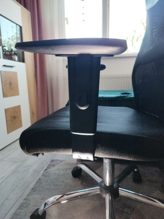 Vand suport 2 monitoare, brate reglabile  scaun birou