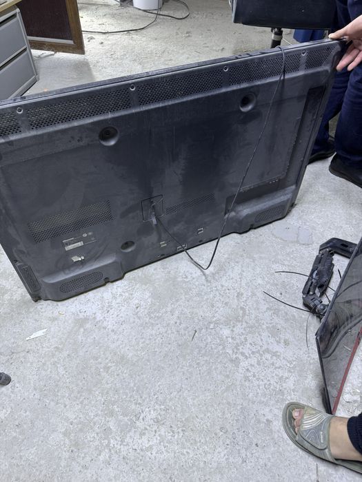 Продам телевизор