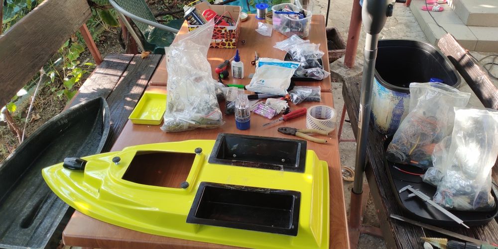 Barcute de plantat Navomodele reparatii