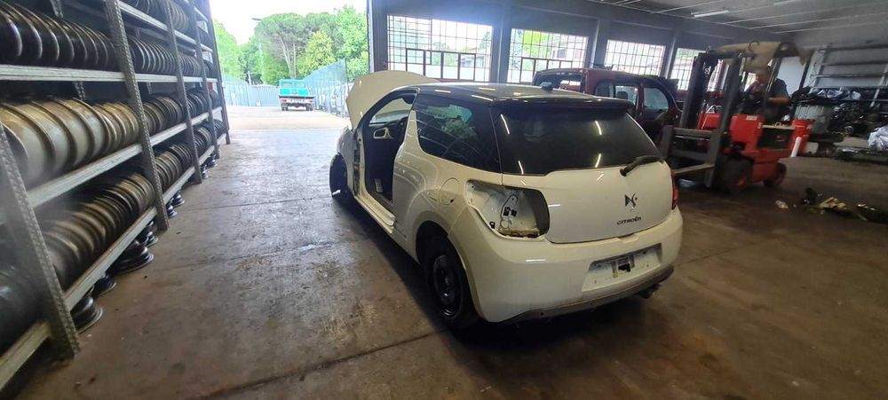 Ситроен  DS3  1.6 HDI 9H05 2012 г.  – само на части