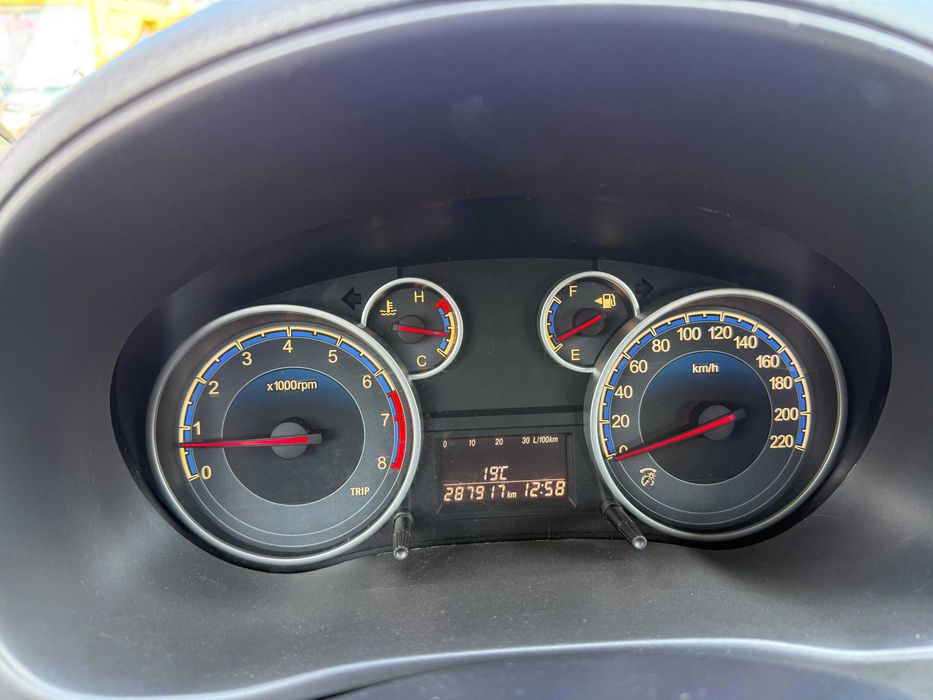 Suzuki SX4 2010 - benzina