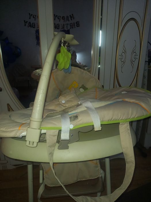 Стул для кормления  2 в 1