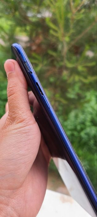 Samsung galaxy A20s karobkasiz