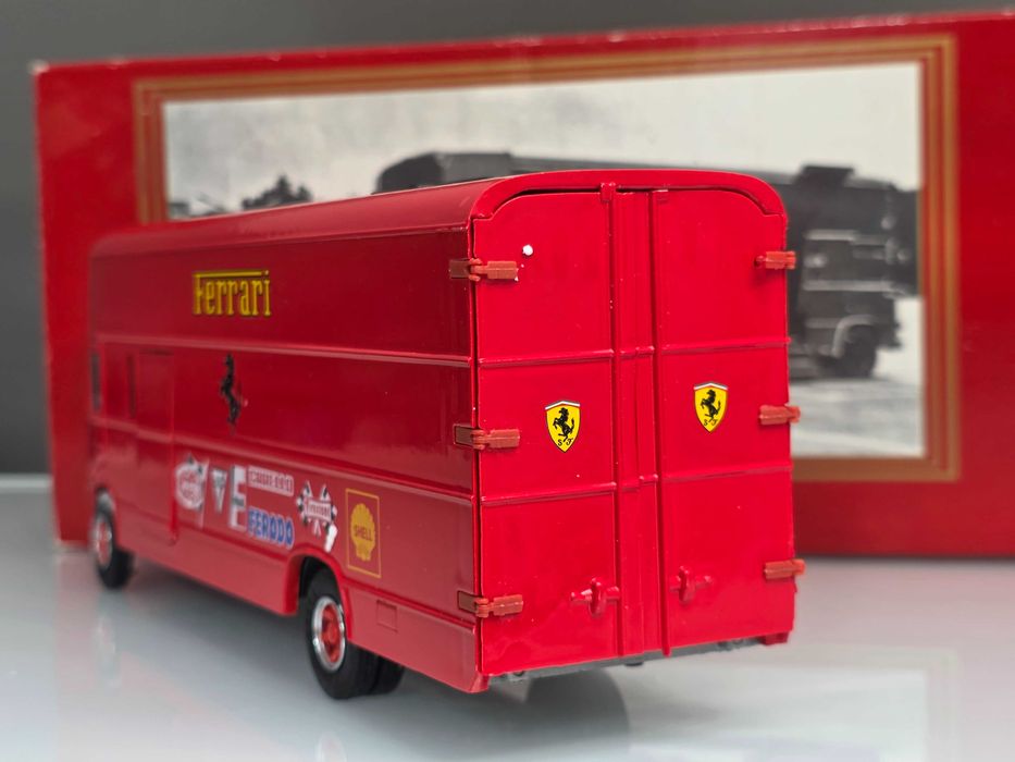 Macheta Auto 1/43 Old Cars OM 150 Rolfo Ferrari Racing Transporter