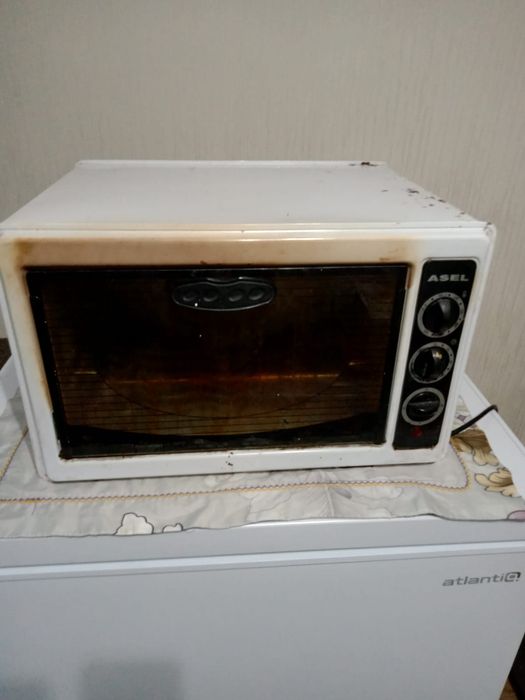 Срочно продам духовой шкаф