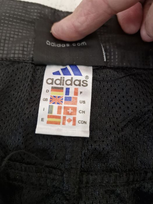 Брендовые шорты Адидас