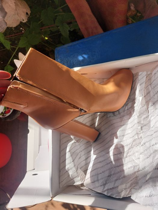 Кожаные ботинки на платформе. 39. Aldo