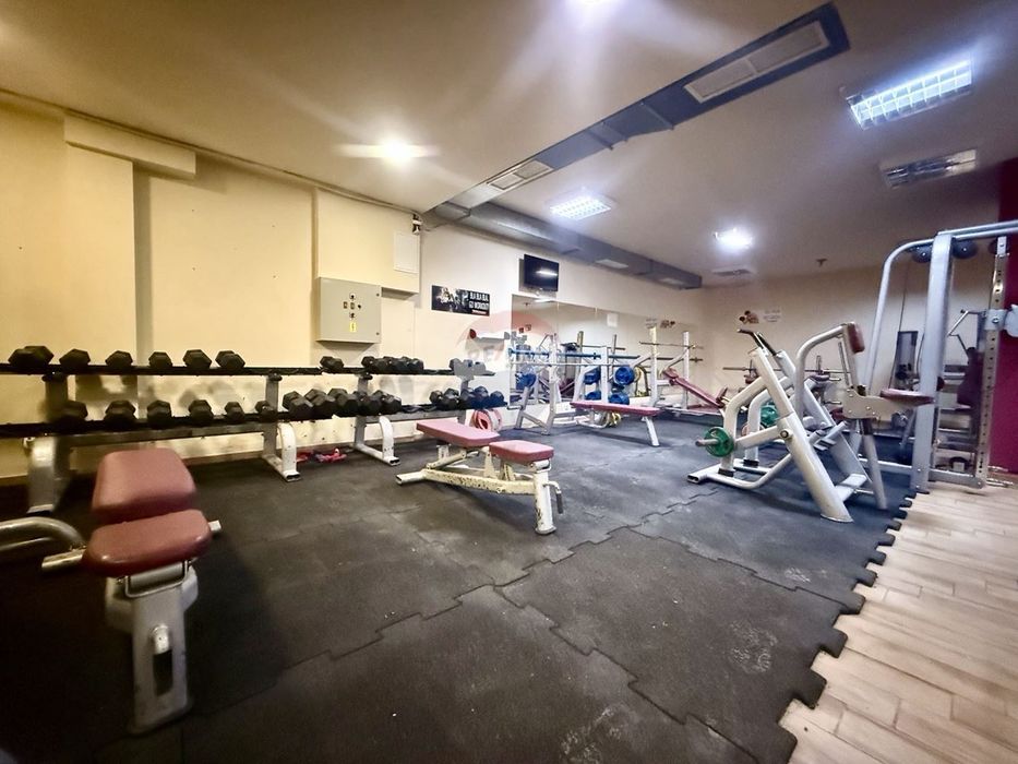 Функционално помещение на ТОП локация за продажба, Център, гр. Варна,