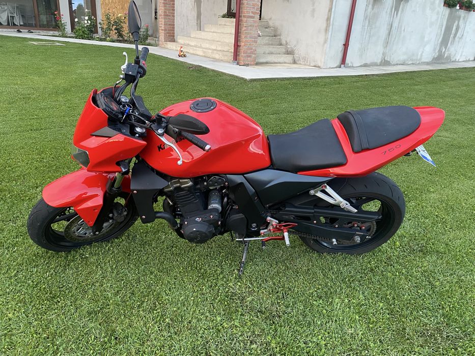 Kawasaki z750 2004