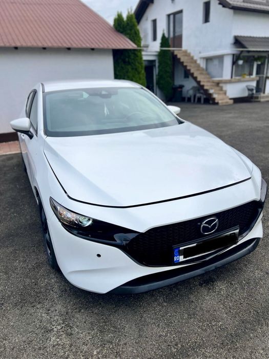 Mazda 3 hibrid 2021, avariat, AVARIATE