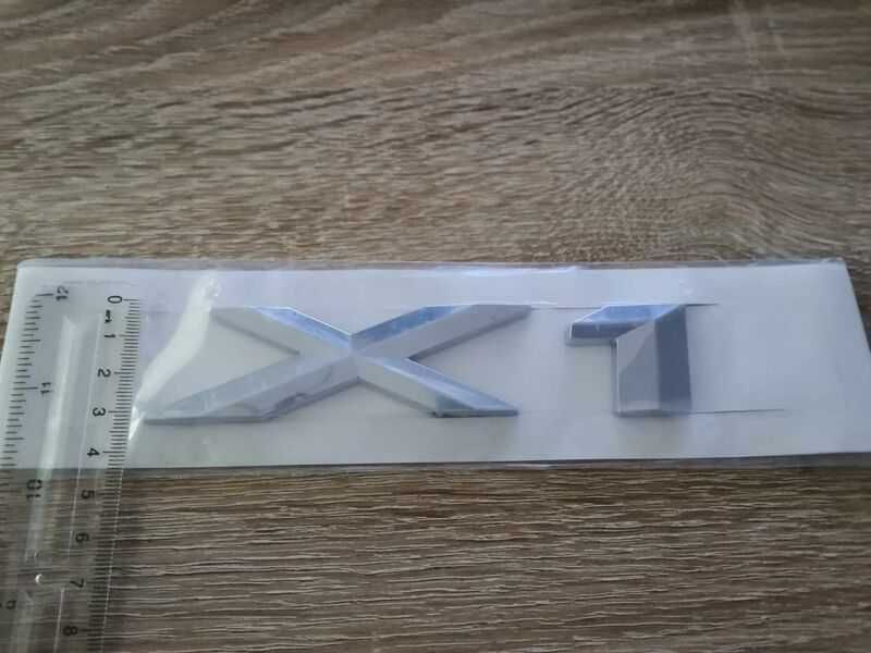 сребриста емблема за BMW X1