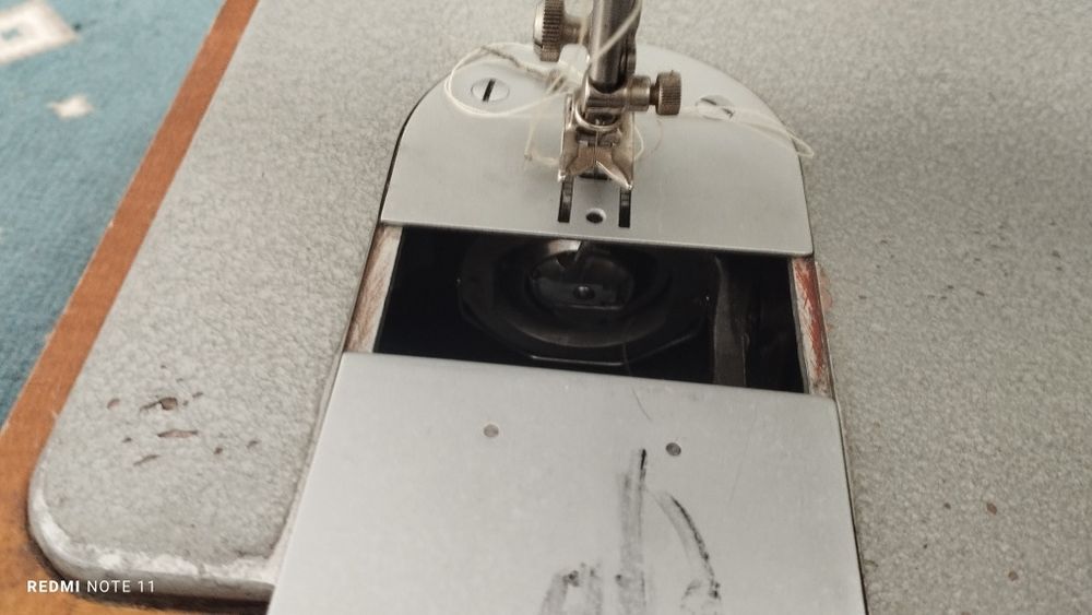 Подольск 142 tikuv mashinasi