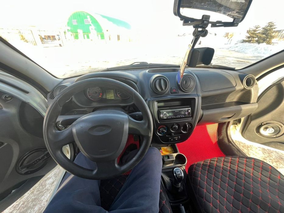 Автомобиль лада гранта. Ваз гранта.