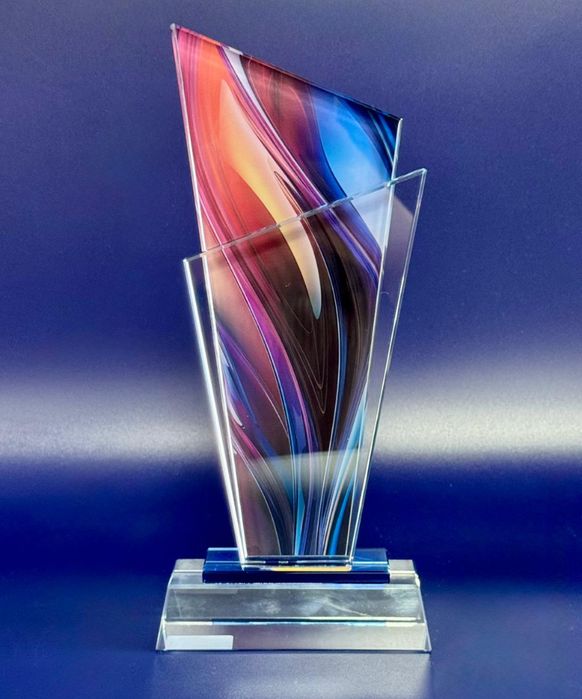 Статуэтка награды кубок медаль