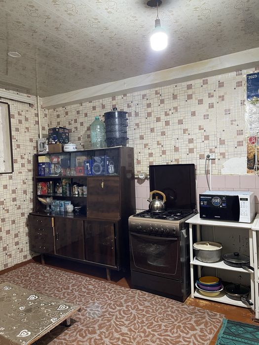 2 хонали квартира срочно сотилади! Центр